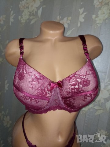 Hunkemoller 90 E-Перфектен сутиен с твърди чашки в бордо , снимка 5 - Бельо - 41917094