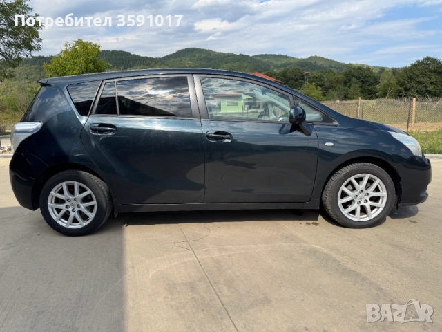 Продавам Toyota verso, снимка 2 - Автомобили и джипове - 52796950