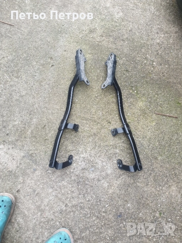 Honda Integra NC стойка за  куфар 