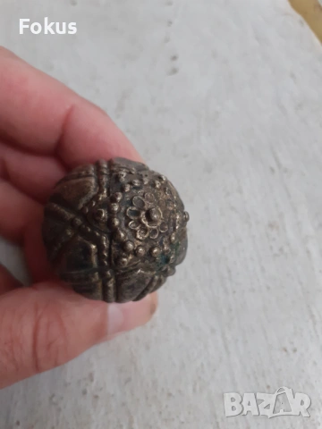 Старо възрожденско голямо сачанено копче от носия накит, снимка 3 - Антикварни и старинни предмети - 53371009