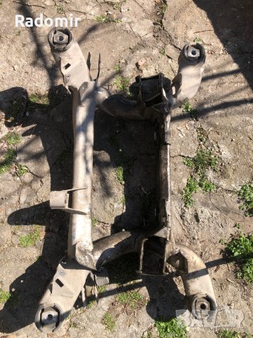 Заден мост, диференциал, тампони, топлинни щитове, полуоски, лапи Бмв е39 дизел 2001, снимка 2 - Части - 44447925