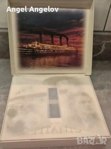 Titanic Collectors Box Edition VHS Set with Postcards And 35mm Film, снимка 5 - DVD филми - 53666679