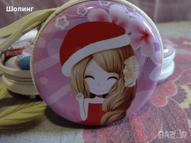 Кръгъл метален несесер - малък, снимка 7 - Портфейли, портмонета - 51485197