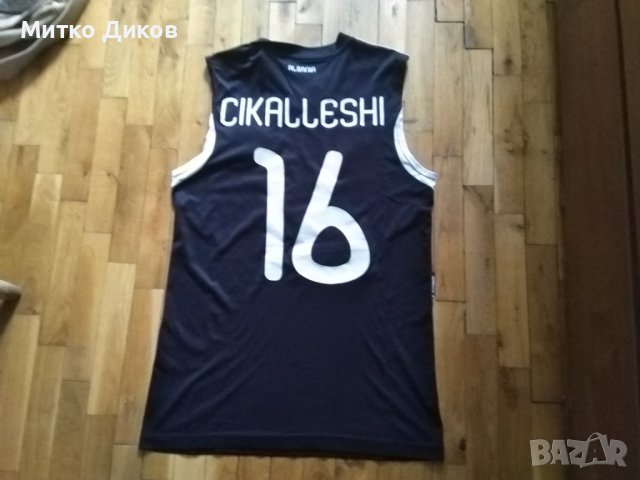 Футболен потник Адидас на звездата на Албания Сикалеши №16 размер С, снимка 5 - Футбол - 42511441