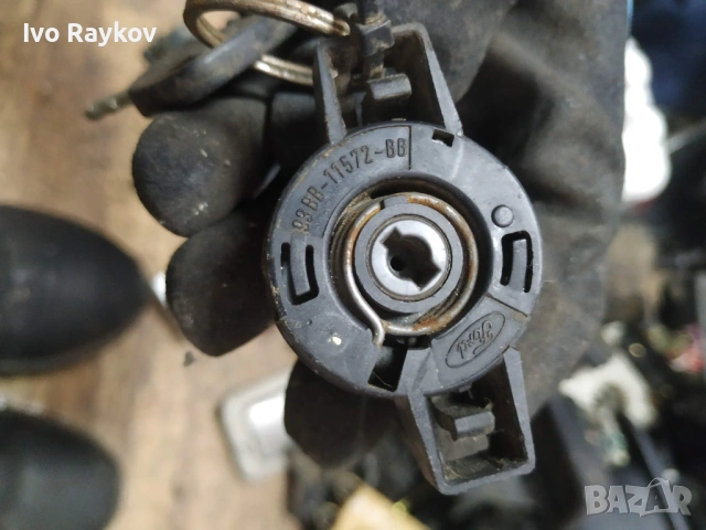 Контактен ключ , избирач Ford Mondeo MK I , 93BB11572BB 