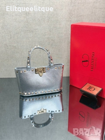 чанти valentino garavani , снимка 2 - Чанти - 52416066