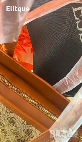 чанти large the tote bag guess, снимка 5 - Чанти - 52634126