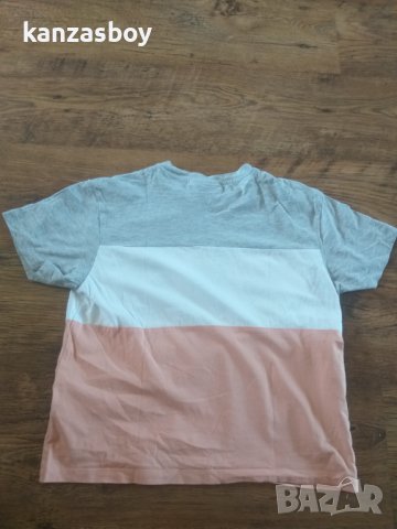 fila - страхотна дамска тениска XS КАТО НОВА, снимка 7 - Тениски - 42015189