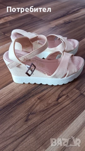 Голямо разнообразие от летни и пролетни обувки, снимка 6 - Дамски ежедневни обувки - 50613235