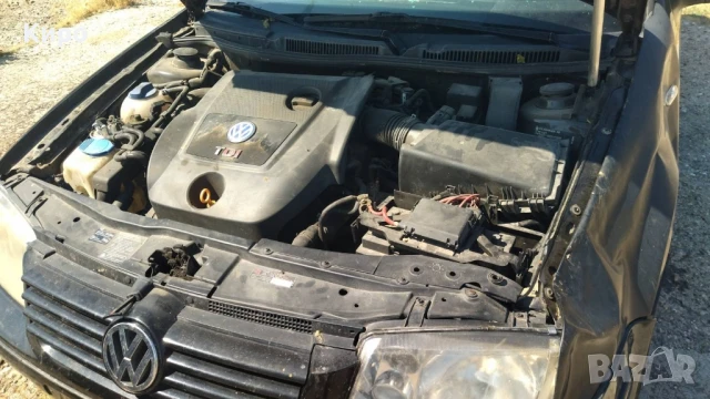 Bora 1.9 TDi 4*4 НА ЧАСТИ, снимка 4 - Автомобили и джипове - 51372210