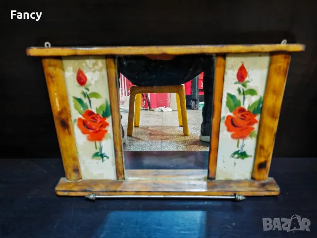 Старо кухненско огледало, снимка 2 - Антикварни и старинни предмети - 47342912