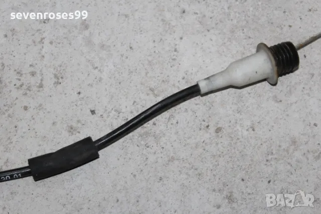 Жило газ Мерцедес е320 2103002330 Mercedes 2000 s210 w210  , снимка 4 - Части - 47985540