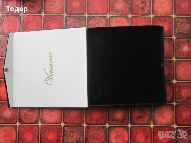 Страхотна кутия за бижута колие , снимка 4 - Колиета, медальони, синджири - 36080349