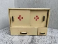 Стара Дървена Аптечка, снимка 1