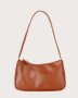 Кожена малка дамска чанта за рамо в кафяв цвят, снимка 1 - Чанти - 41771597