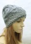 Дамска плетена сива шапка марка Bonnet, снимка 1 - Шапки - 17556113
