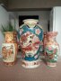 Продавам 3 бр.красиви и стилни вази.Порцелан-Китай.Голямата е маркирана.Цената е за всичките., снимка 1 - Вази - 44395624