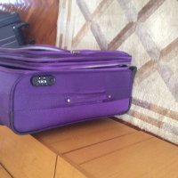 Куфари и пътна чанта, снимка 1 - Куфари - 41877583