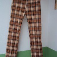 Панталони тип Каре, снимка 1 - Панталони - 39350006