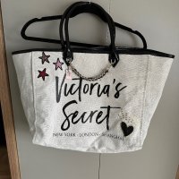 Victoria’s Secret чисто нова, снимка 1 - Чанти - 44255194