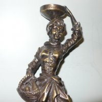 Статуетка-имитация на бронз , снимка 9 - Антикварни и старинни предмети - 35669702