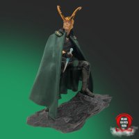 Екшън фигура Avengers Loki, снимка 2 - Аксесоари - 40352182