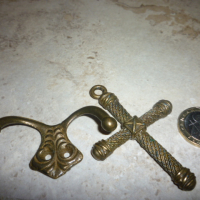 Бронзов Кръст Закачалка, снимка 4 - Антикварни и старинни предмети - 44514845