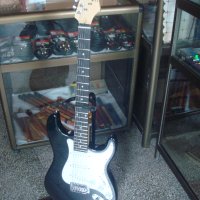 Електрическа китара, снимка 2 - Китари - 41186720