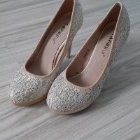 дамски  обувки на ток, снимка 1 - Дамски обувки на ток - 41795978