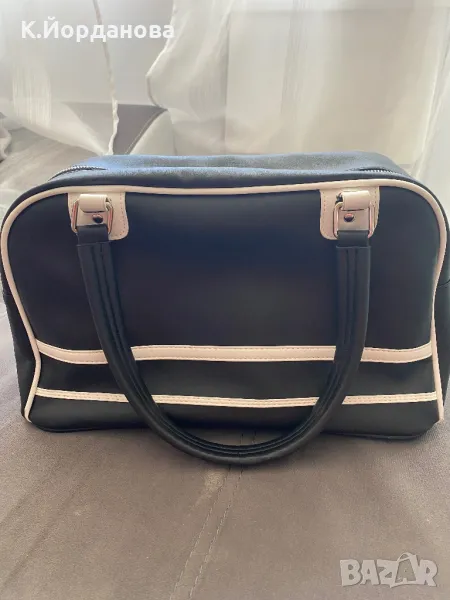 Дамска черна чанта, снимка 1