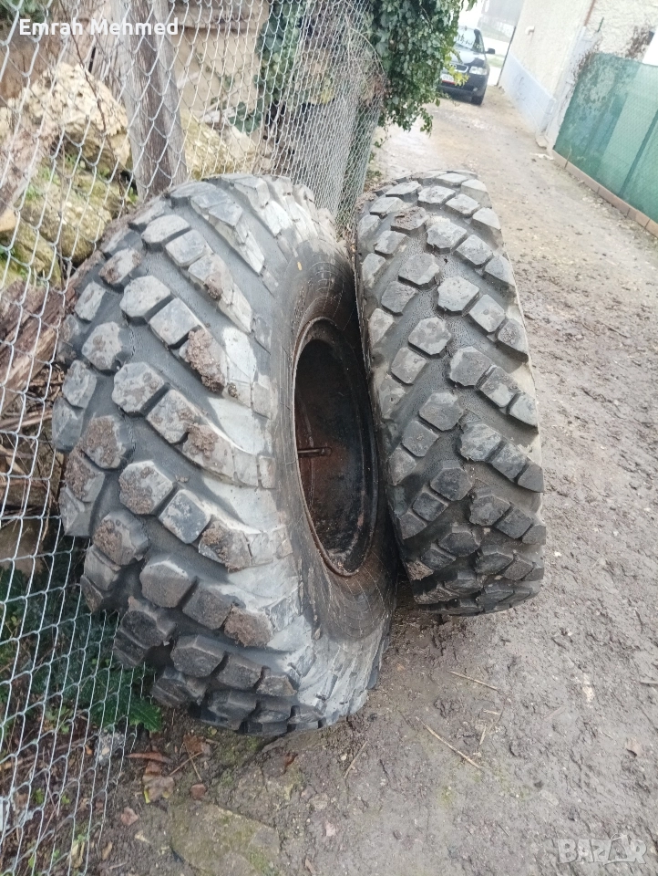 гуми за газ 66 и Зил 157 размер 12.18, снимка 1