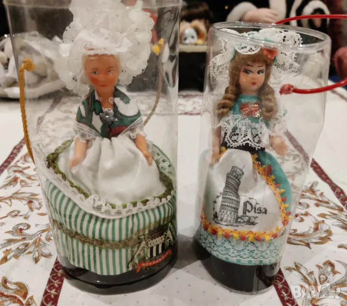 Кукли в национална носия , снимка 1