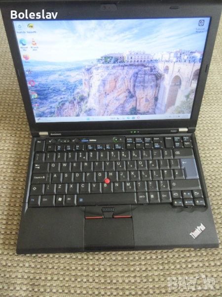 Лаптоп Lenovo Thinkpad X220,i5-2520M,8GB RAM,250GB SSD, снимка 1