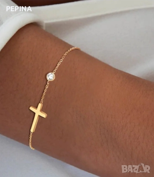 Нежна сребърна гривна с камъче , снимка 1