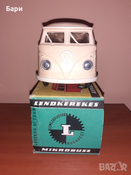 Рядка стара пластмасова играчка VW VOLGSWAGEN, снимка 1