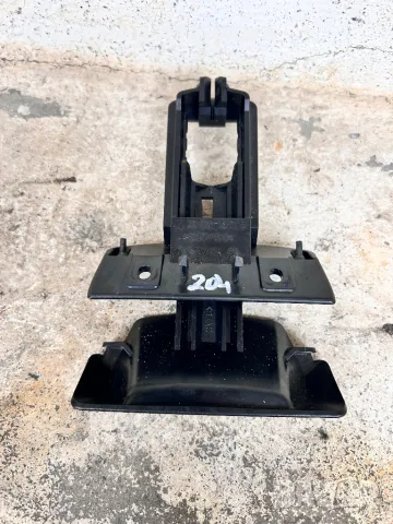 Вътрешна дръжка ръчна спирачка за Мерцедес Е-класа W204. A2044200177, снимка 3 - Части - 49321140