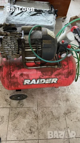 Компресор за въздух 100л. RAIDER RD-AC03