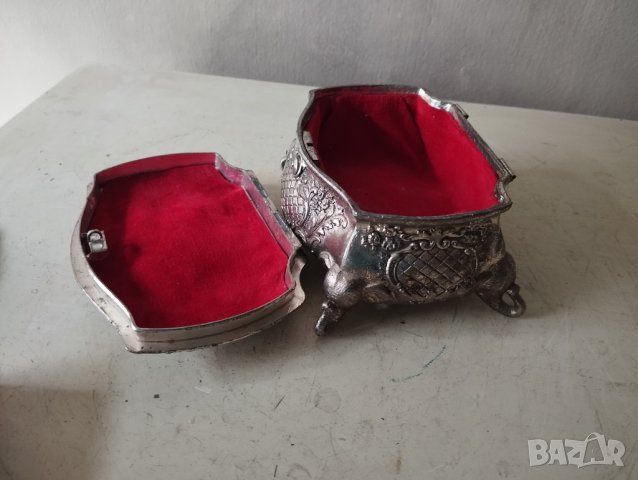 барокова кутия за бижута, снимка 5 - Антикварни и старинни предмети - 42165271