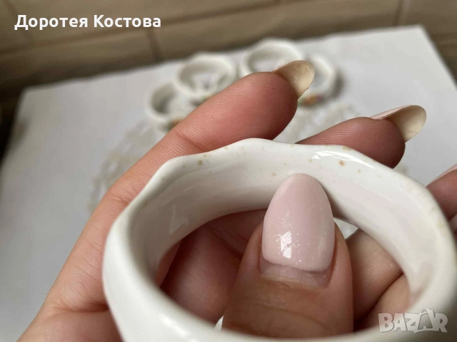 Красиви пръстени от костен порцелан от Англия с декор рози, снимка 8 - Антикварни и старинни предмети - 52405111