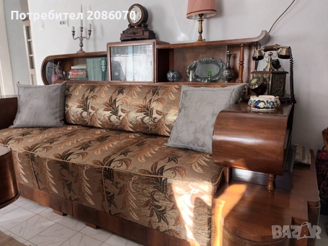 Старинен диван, снимка 3 - Антикварни и старинни предмети - 52909952