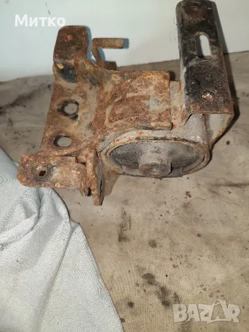 Тампони за двигателя за Тойота РАВ 4 2000 до 2005г.Toyota Rav 4, снимка 7 - Части - 48766740