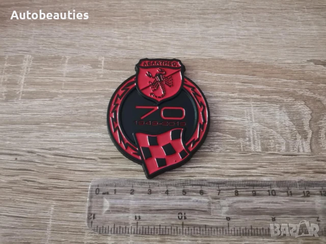 червена метална емблема Abarth 70th Anniversary , снимка 3 - Аксесоари и консумативи - 51165440