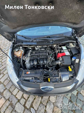 Ford Fiesta 1.6 16v Titabium, снимка 10 - Автомобили и джипове - 53315566