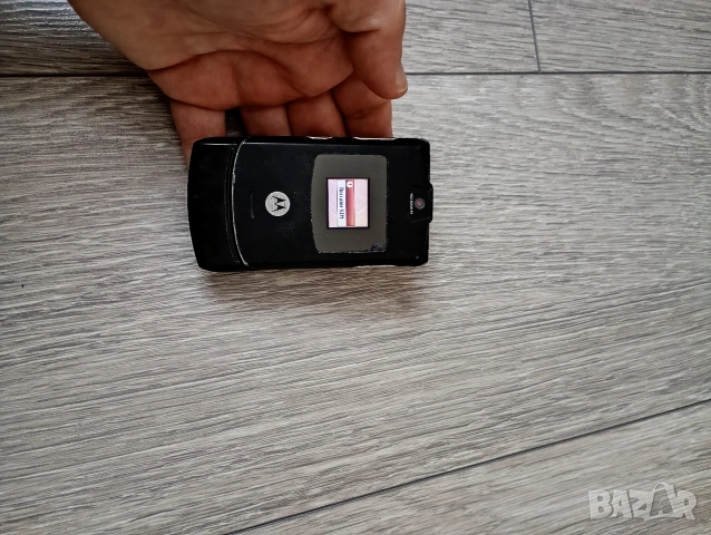 Motorola V3 Black БГ меню, снимка 3 - Motorola - 53658186