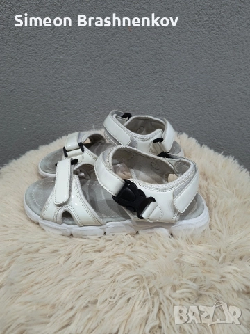 детски сандали, снимка 2 - Детски сандали и чехли - 52639997