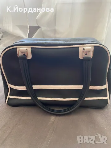 Дамска черна чанта