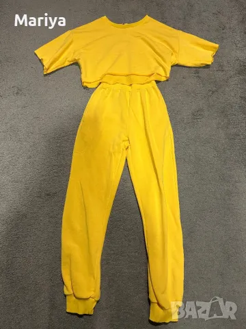 Спортен екип в жълто