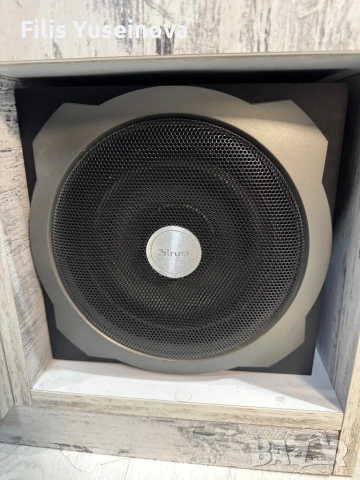 Тонколони и субуфер