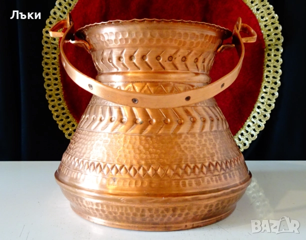 Медно менче,медно котле,2 л.,кована чиста мед.