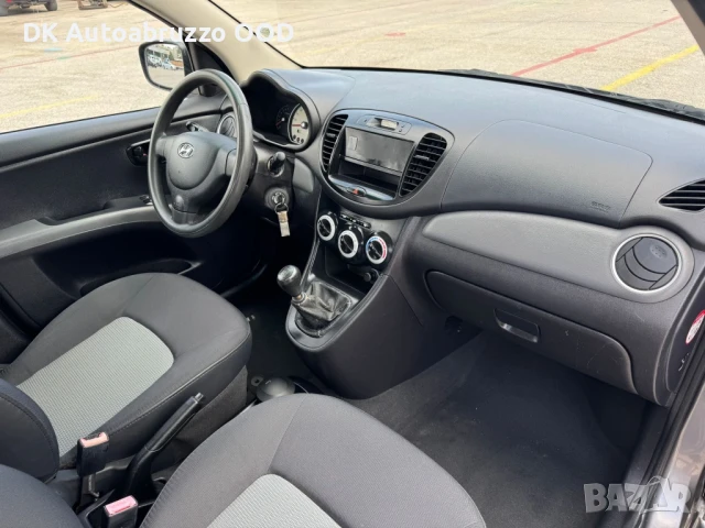 Hyundai i10 1.1 бензин, снимка 11 - Автомобили и джипове - 50719116